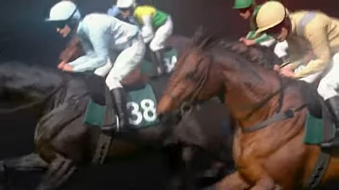 Virtuaalinen hevoskilpailu näyttäytyy nyt todempana kuin koskaan aiemmin briteille. Kuva 2020 Virtual Grand National Trailer