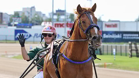 Kinderi voitettuaan Pikkuprinssin vuonna 2020.