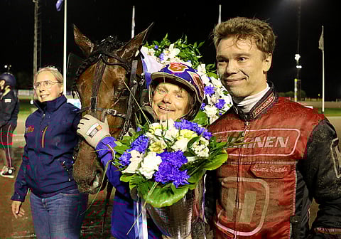 Zarenne Fasille, Santtu Raitalalle (oik.) ja Petri Tarrimaalle jäi hyvät muistot viime vuoden Finlandia-ajosta.