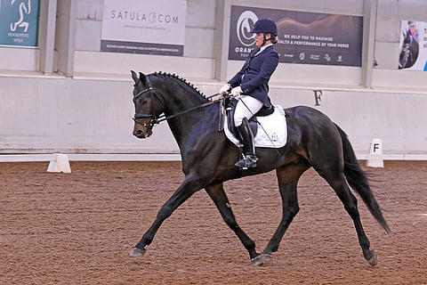 Nora Nikander esitti Manificon.