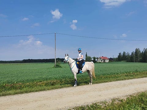 Linda Lampinen ja La Esperanza ox olivat voitokkaita matkaratsastuskauden avauksessa Isojoella.