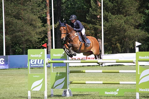 Marina Ehrnrooth ja EVLI Ellington hyppäsivät Pohjola Grand Prix'n kolmossijalle.