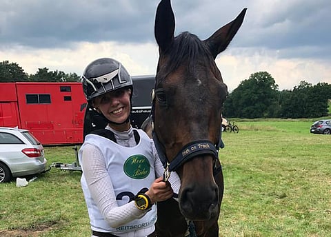 Johanna Pohjonen ja Conner K voittivat Sahrendorfissa Saksassa kolmen tähden kenttäkilpailun.