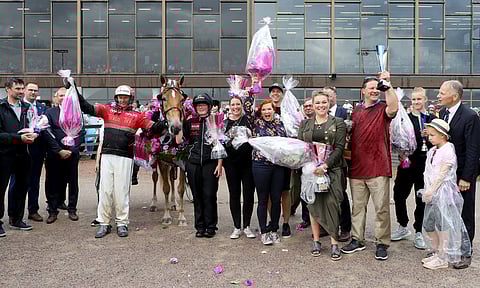 Suven Sametti on historian nuorin ravikuningatar.