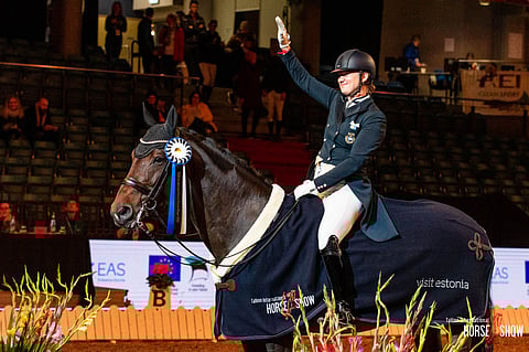 Jennie Larsson ja Zircoon Spring Flower voittivat Tallinnassa.
