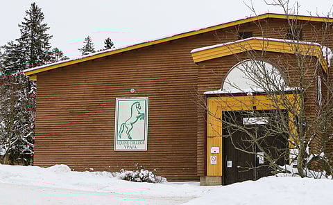 Ypäjällä on kaksi kylmää ja kaksi lämmintä maneesia.