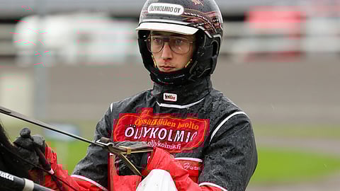 Jere Hurme narutteli Salamakypärät-voittajaksi.