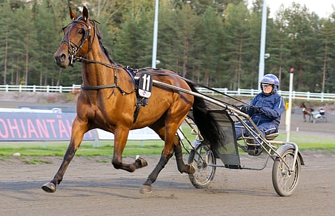 Where Is My Mind aloitti uransa lupaavasti Marjo Lindströmin käsistä ja selvisi Kymenlaakso-ajon finaaliin.