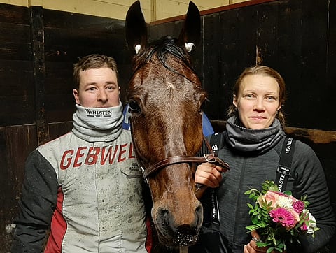 Iikka Nurmonen, Ilos Sansibar ja Jenni Tuokko Rommen voiton jälkeen.