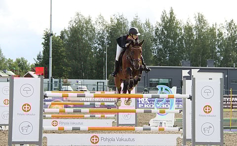 Liida Lehtonen ja Cedrick kuvattuna SM-kisoissa, jossa he voittivat nuorten hopeaa.