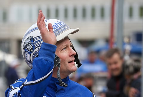 Erik Adielsson ajoi Calle Crownin voittoon.