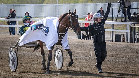 Niki Finnström tuuletti Kiikku´s Giantin Pilvenmäki Specialin voittoa.