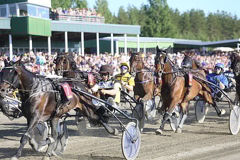 E.V.  Esko toi Iivo Niskasen varmasti ja hötkyilemättä maaliin aikaan 18,2. 