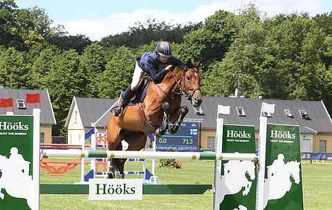 Jone Illi ja Eolita, kultamitalistit.