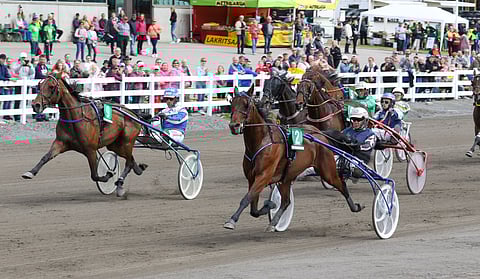 Jarno Nykäsen valmentama Big Chip (2) voitti Maailmanmatkaajat-lähdön.