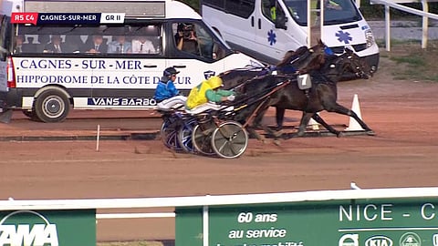 Tiukka maalisuoran kamppaiilu päättyi Vivid Wise Asin eduksi Gagnes-sur-Merissä. Kuva: