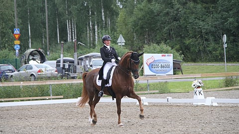 Stella Hagelstam ja Kom Fairy Tale ovat kaunis pari.