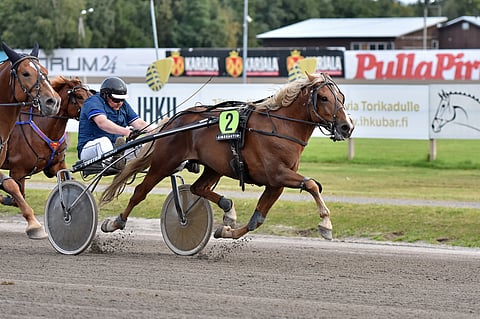 Lipassi kesti kaiken OEX -finaalissa.