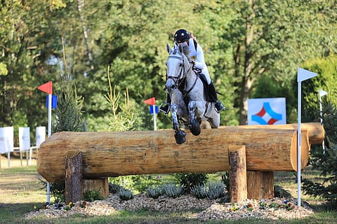Hedwig Wikström ja Chiara´s Charm olivat hyvässä vauhdissa Boekelon neljässä tähdessä ennen kaatumista.