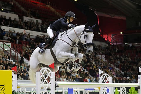 Anna-Julia Kontio ja Lopez vd Oude Heihoef  Helsingissä 160-radalla.