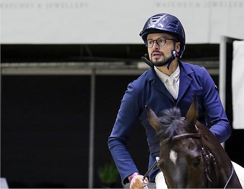 Antti Linna rakastaa kilparatsastusta, mutta toivoo, että julkinen puhe keskittyisi ratsastuksen terveysvaikutuksiin.