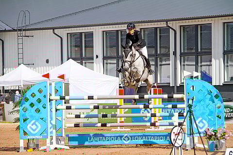 Henna Kaaro ja Doctro veivät SM-kullan Stable Novan SM-kilpailuissa.