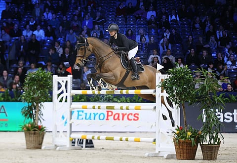 Aura Vasama ja Canto bruno Jumping Amsterdamin 140-luokassa torstaina.