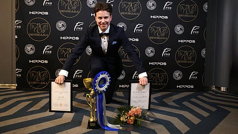 Jone Illi Hevosgaalassa.