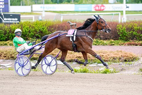 Ville Pohjola teki Xeven Leaderin rattailla oikeat ratkaisut.