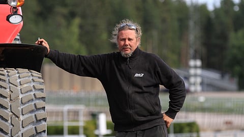 Mika Ahtiaiselle hevosten hyvinvointi on työn tärkein motivaattori.