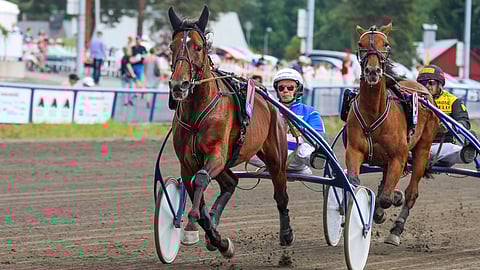 Tallikaverukset Massimo Hoist ja Callela Nelson ottavat toisistaan mittaa Einari Vidgrenin Muistoajossa.