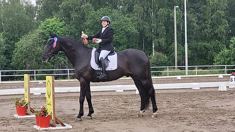 Pauliina Lampela ja Carisco. 