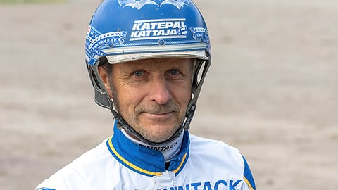 Esa Holopainen ohjastaa avauskohteen ideavarmaa.