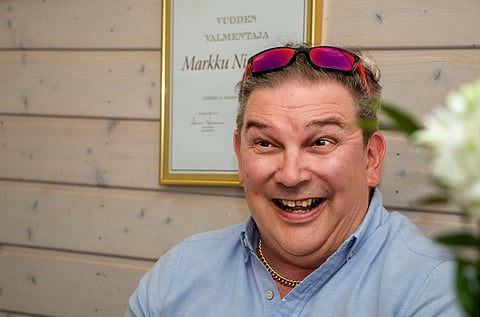 "Jatkan niin kauan kuin Markku jatkaa", Niemisen luotto-omistaja Petri Wallenberg lupaa.