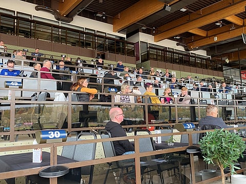 Varsinaisessa kokouksessa Vermossa oli läsnä 40 jäsenjärjestöjen edustajaa.