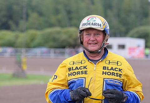 Pertti Puikkosen muuton ajankohta selvillä - "Ei viitsi maksaa kolmia sähkölaskuja"