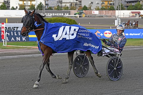 Heartbeat Julie ja Ville Karhulahti tavoittelevat uutta voittoa Mantorpin 75-kierrokselta.