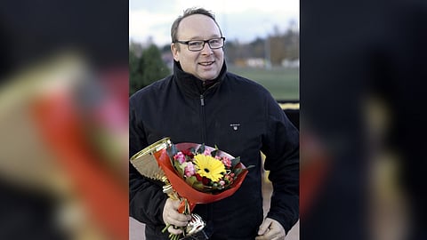 Esa Hietakangas juhlii 60-vuotispäiväänsä.