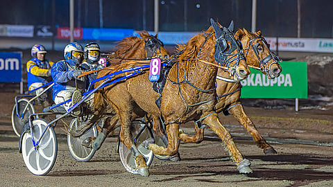 Suvionni voitti vakuuttavasti. Toisena finaaliin paikkansa lunasti Heikki Mikkosen Tinderi.