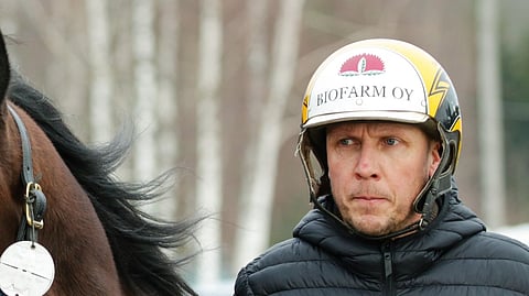 Oskari Mäenpää on kokenut oriinpitäjä.