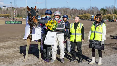Leijan Liidolle käy kaikki kelit, ohessa voittajaseremoniat viime maaliskuun lopulta Vermosta.