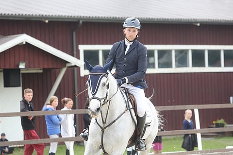 Valtteri Gundersby ja Clavina ja kotikenttäetu. 