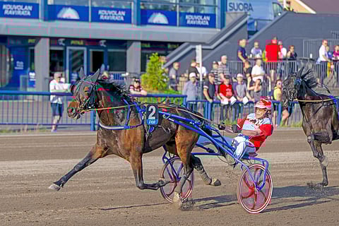 Harri Koivunen on ohjastanut itse kaikki Fly By Me:n uran startit.