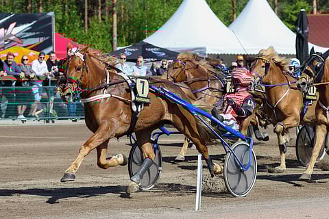Taarin Tahti rattaillaan Santtu Raitala
