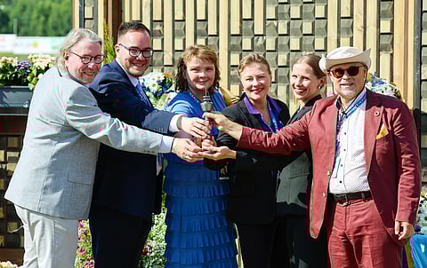 Kuninkuusravit 2024 ja 2025 viestikapulan vaihto