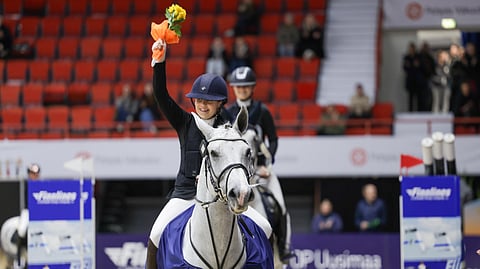 Nía Kartano ja Joe de Baudemont voittivat 80 cm luokan HIHS:ssa 2024. 