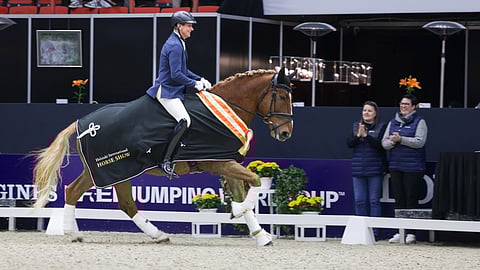 Lassi Lehmusto ja Vekardo jatkavat HIHS:istä hallimestaruuksiin. 