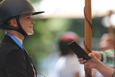 OKM näkee Veera Mannisen nuorena tulevaisuuden lupauksena.