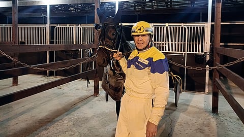 Paavo Koivurova on kulkenut monta menestyksekästä ravireissua Helanin kanssa. Oulussa 29. lokakuuta ruuna nappasi kakkossijan.