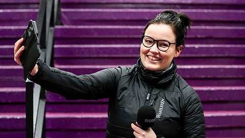 Seidi Koivusalo suhtautuu sosiaalisen median tekemiseen vakavasti, mutta rennolla otteella. Raviratojen somenäkyvyys on yksi lajin kehityksen alla oleva kohde.